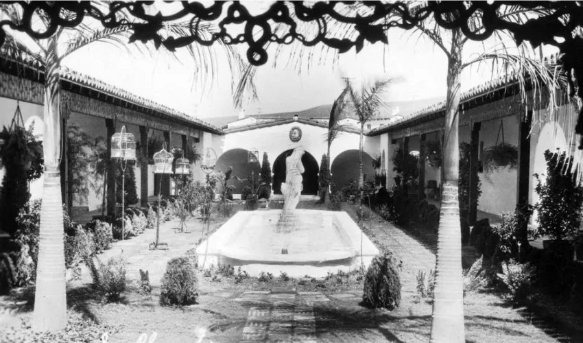 Old photo of the courtyard fountain